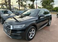 Audi Q5 40 TDI quattro S tronic Business Sport