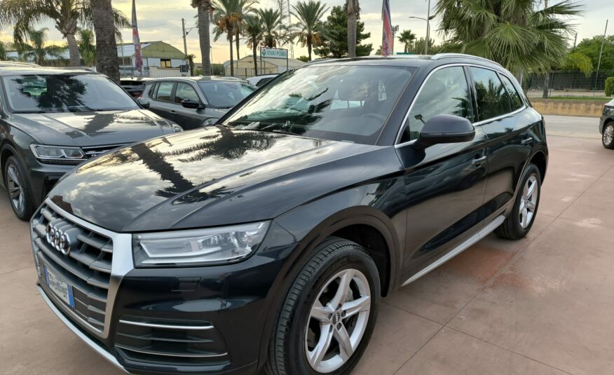 Audi Q5 40 TDI quattro S tronic Business Sport
