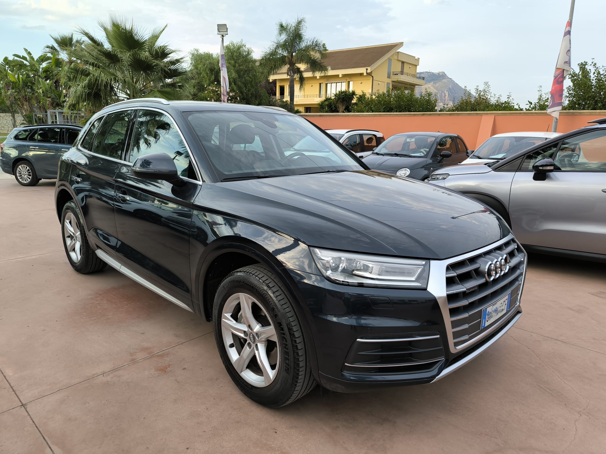 Audi Q5 40 TDI quattro S tronic Business Sport