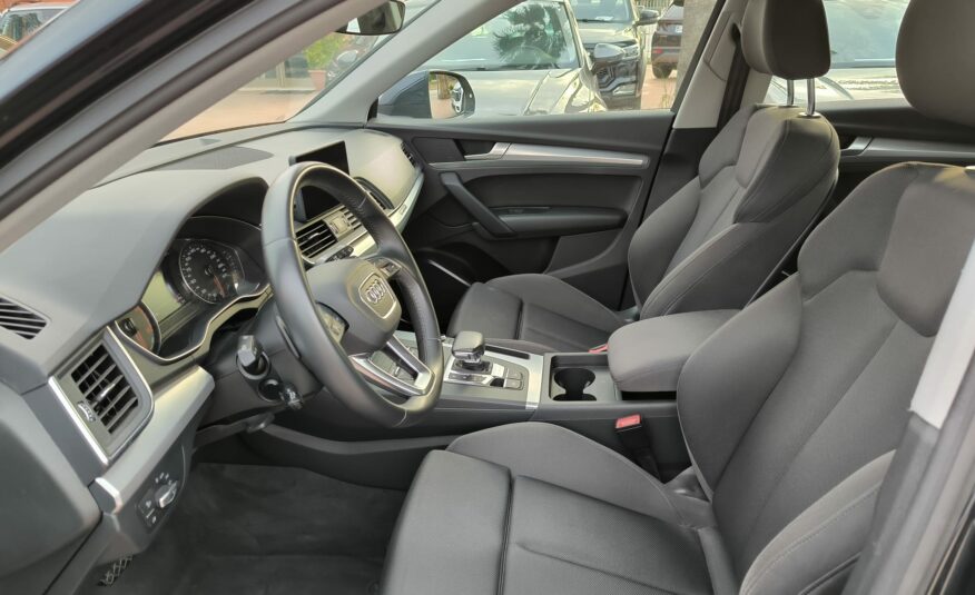 Audi Q5 40 TDI quattro S tronic Business Sport