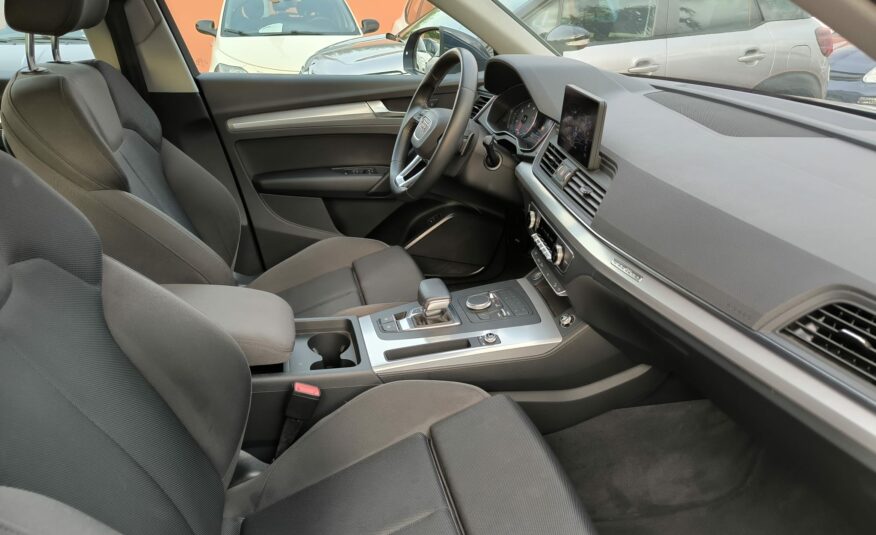 Audi Q5 40 TDI quattro S tronic Business Sport