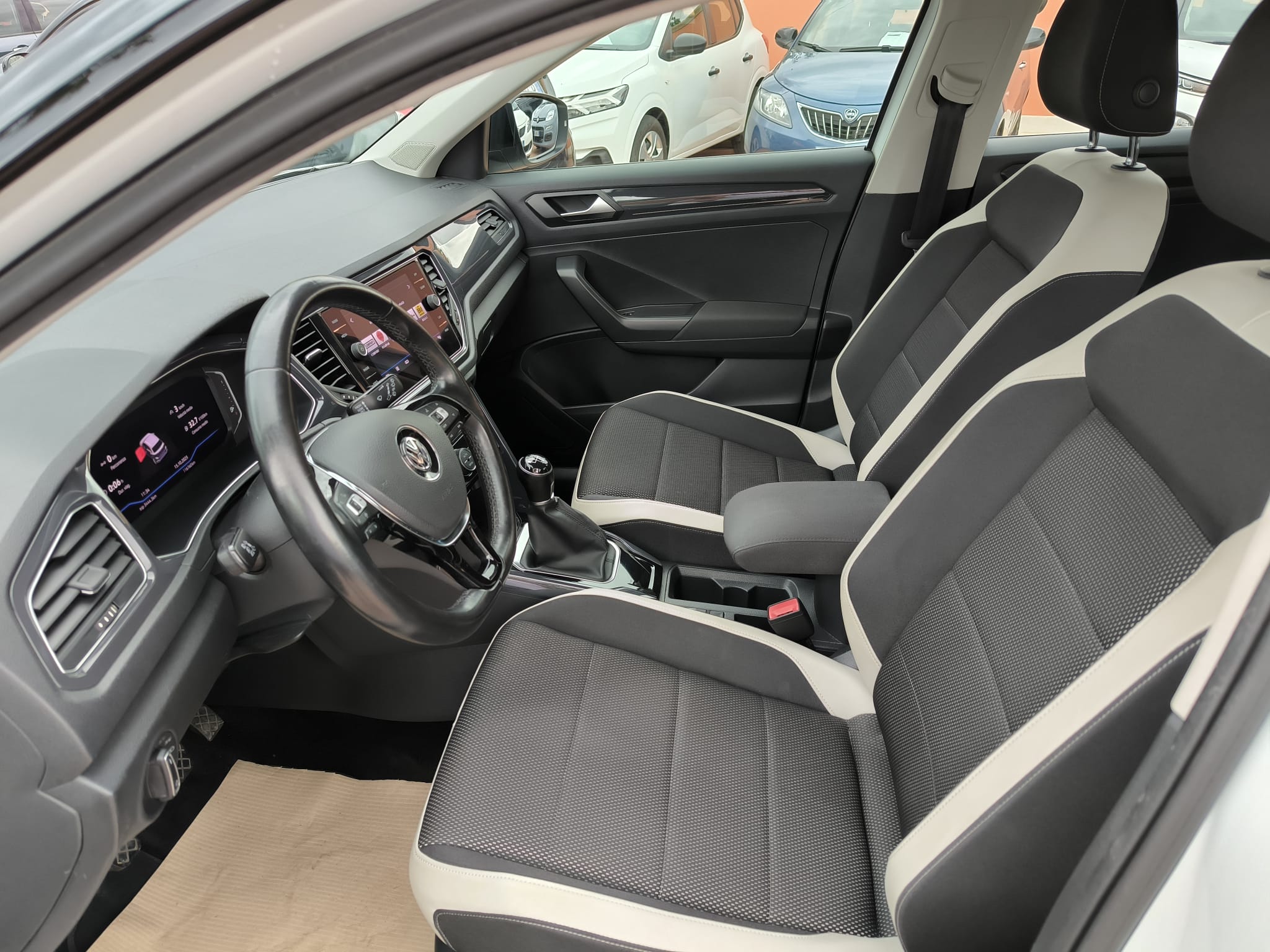Volkswagen T-Roc 1.6 TDI SCR Advanced BlueMotion Technology