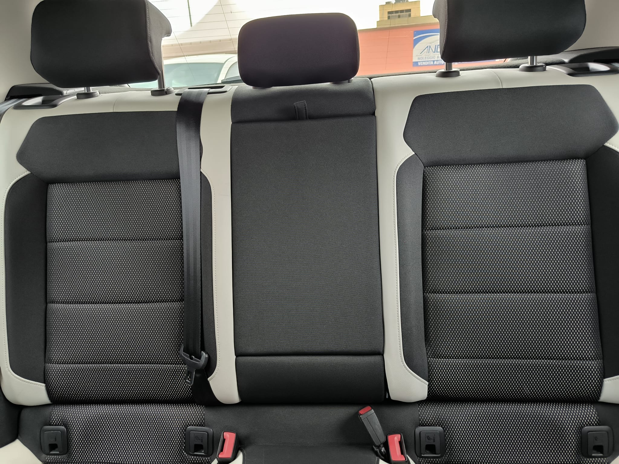 Volkswagen T-Roc 1.6 TDI SCR Advanced BlueMotion Technology