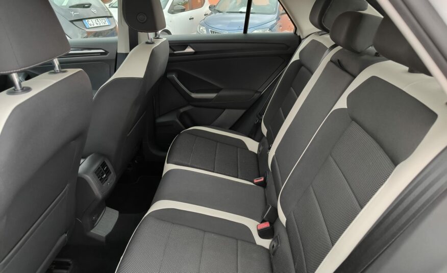 Volkswagen T-Roc 1.6 TDI SCR Advanced BlueMotion Technology