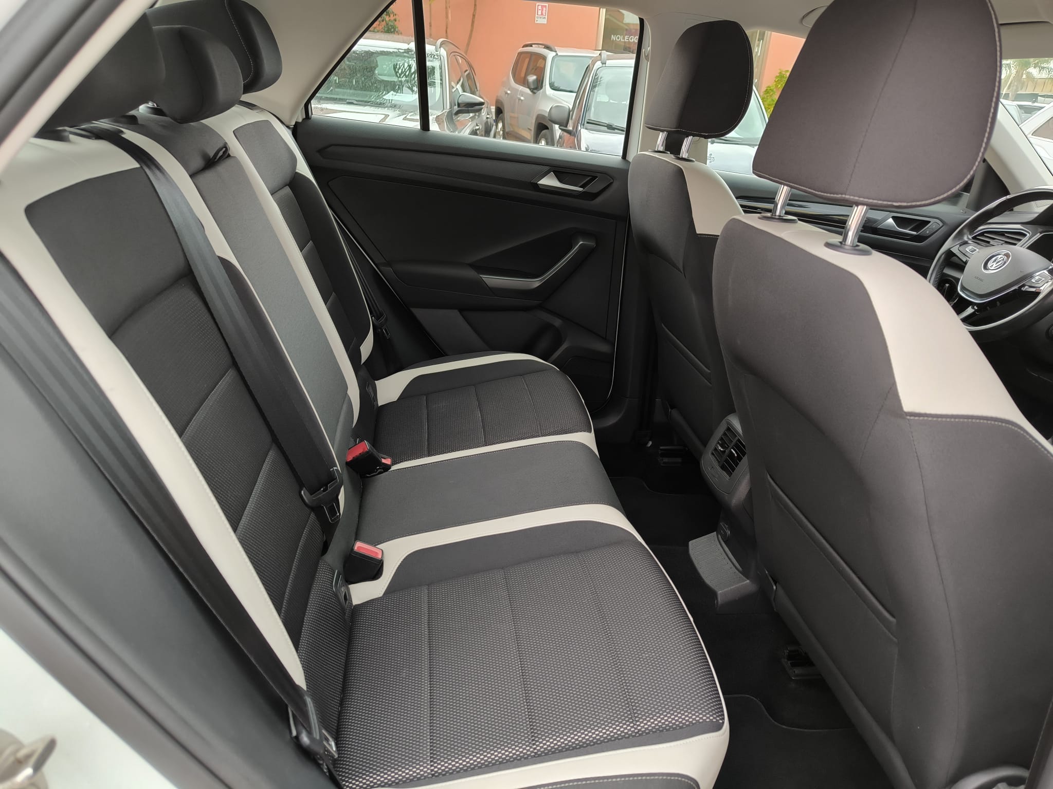 Volkswagen T-Roc 1.6 TDI SCR Advanced BlueMotion Technology