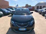 Lancia Ypsilon 1.0 FireFly 5 porte S&S Hybrid Ecochic Silver