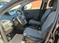 Lancia Ypsilon 1.0 FireFly 5 porte S&S Hybrid Ecochic Silver