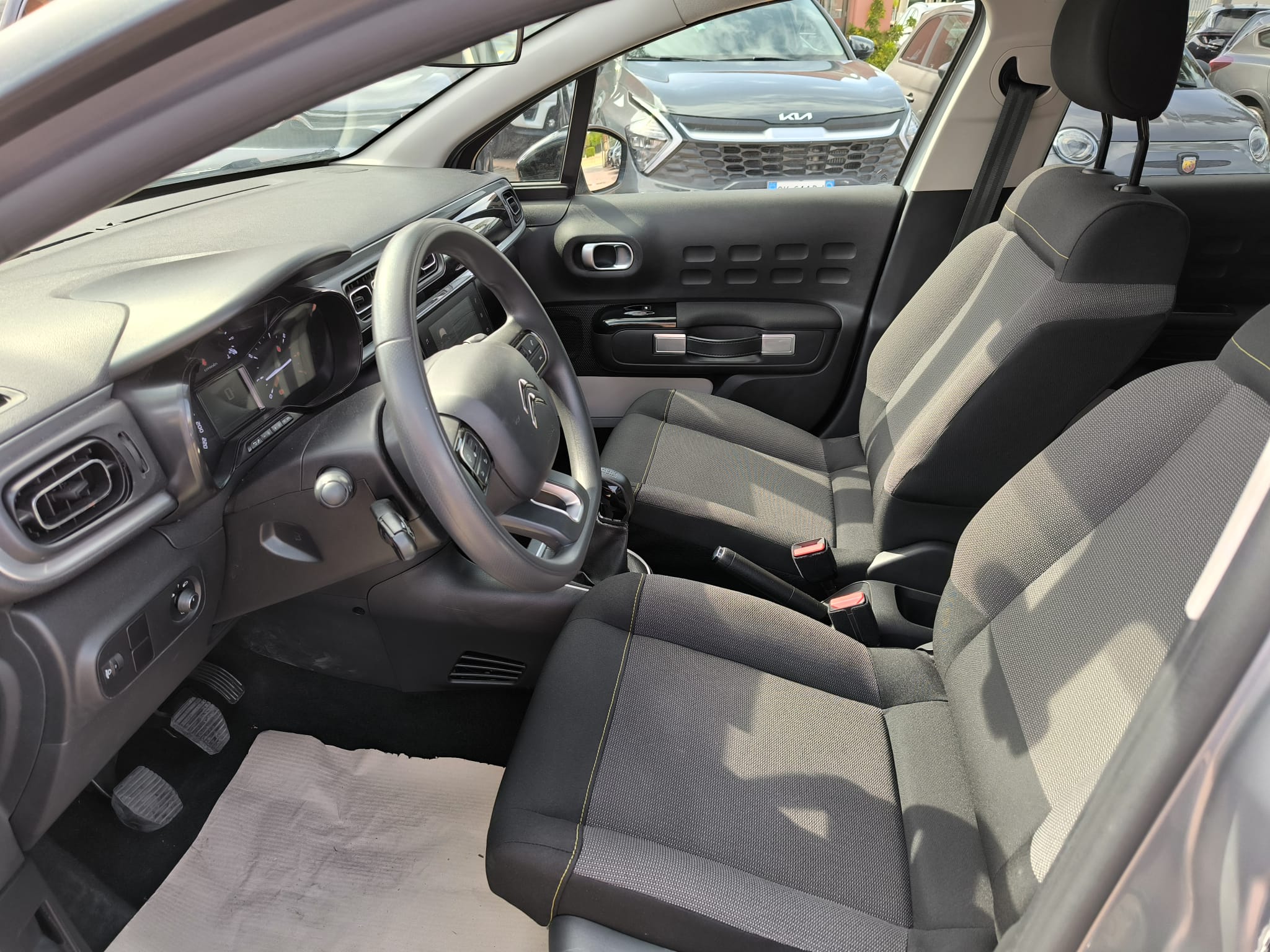 Citroen C3 PureTech 83 S&S Shine