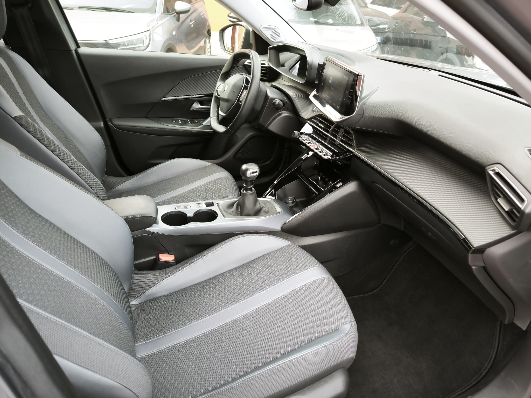 Peugeot 2008 PureTech Turbo 130 S&S Allure