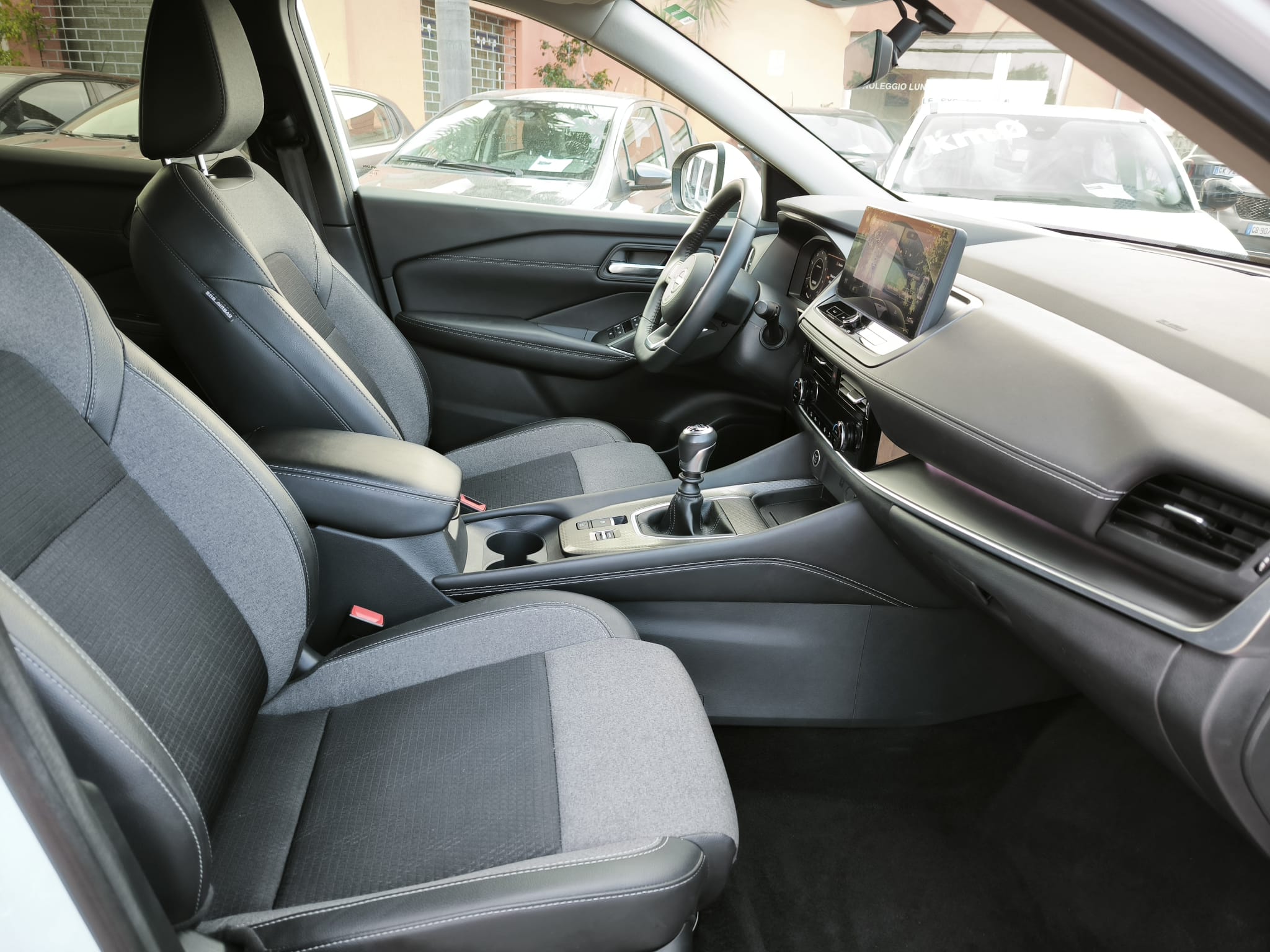 Nissan Qashqai MHEV 140 CV N-Connecta