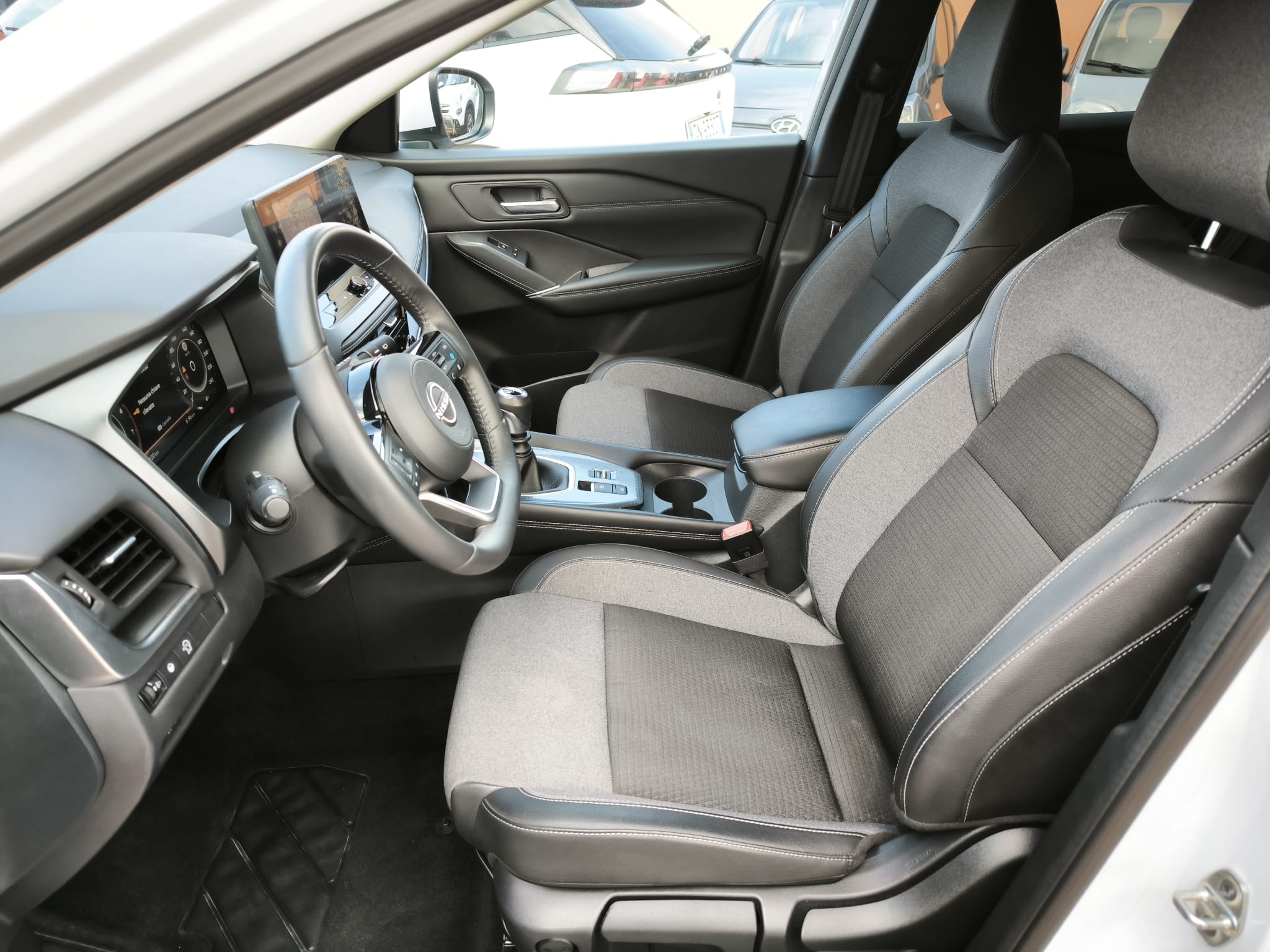 Nissan Qashqai MHEV 140 CV N-Connecta