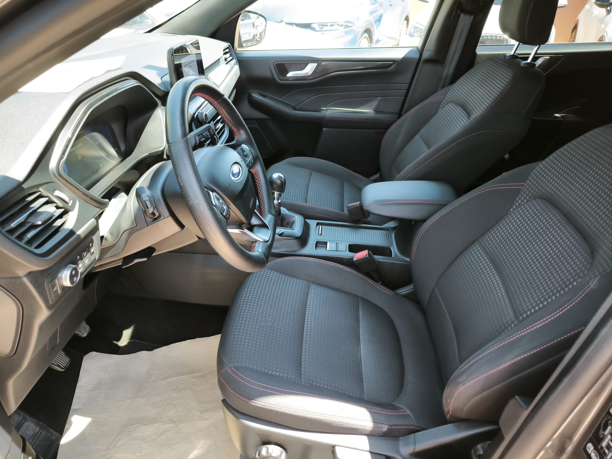 Ford Kuga 1.5 EcoBoost  150 CV 2WD ST-Line