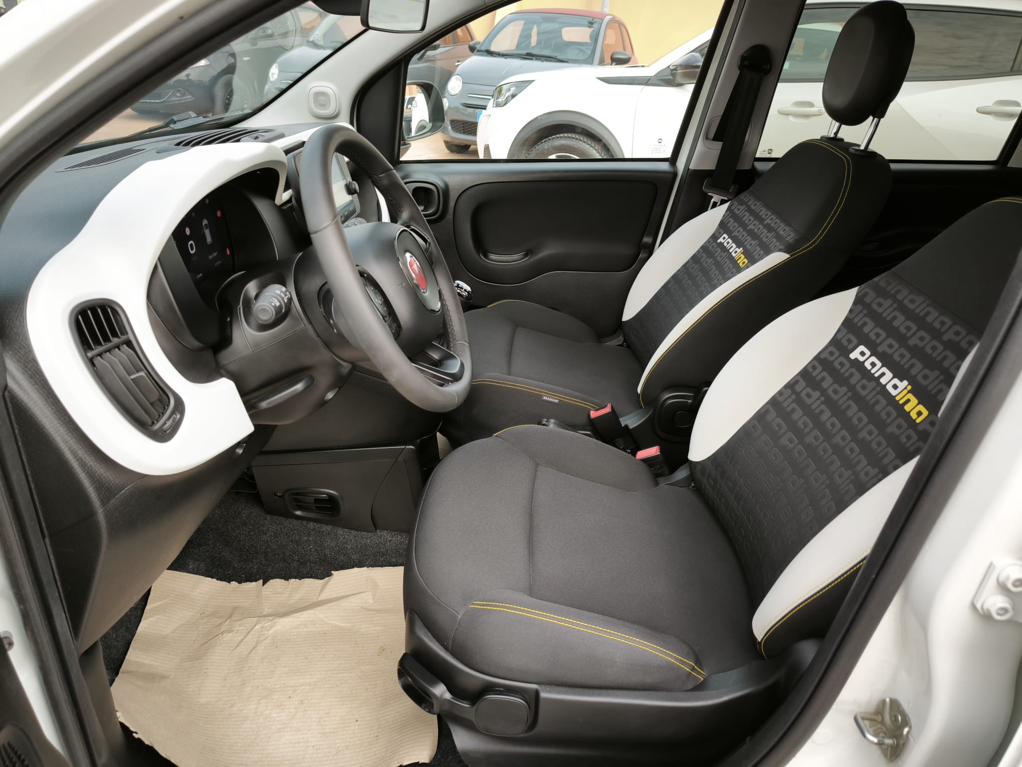 Fiat Panda 1.0 FireFly S&S Hybrid Pandina