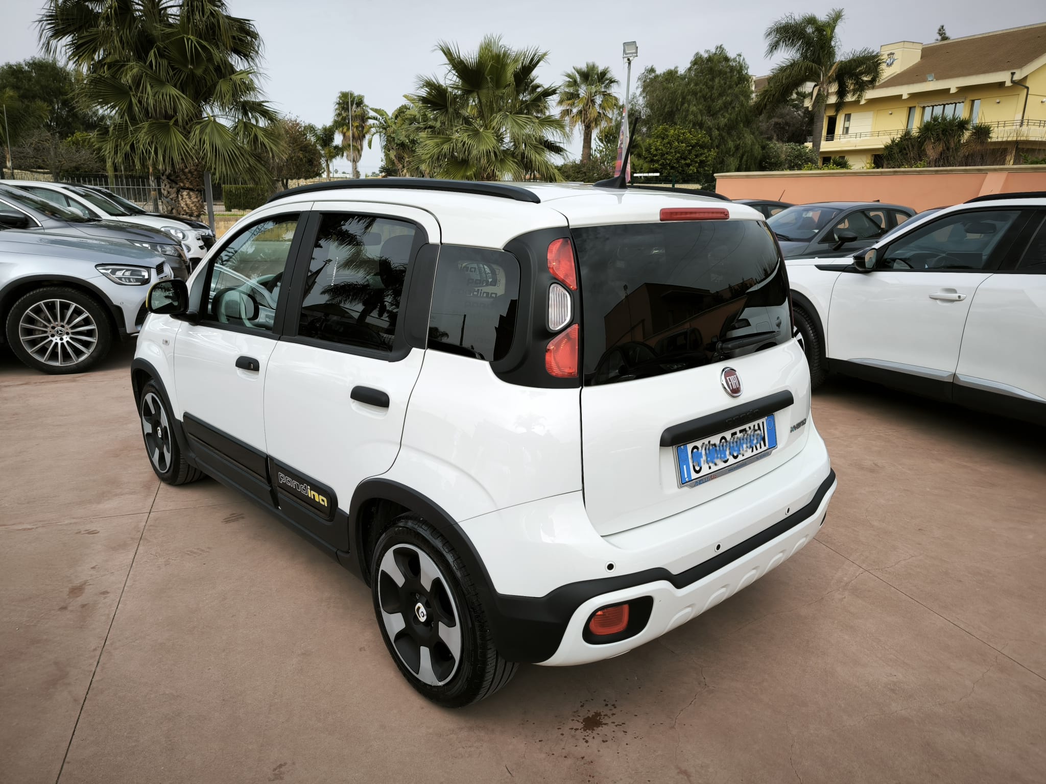 Fiat Panda 1.0 FireFly S&S Hybrid Pandina