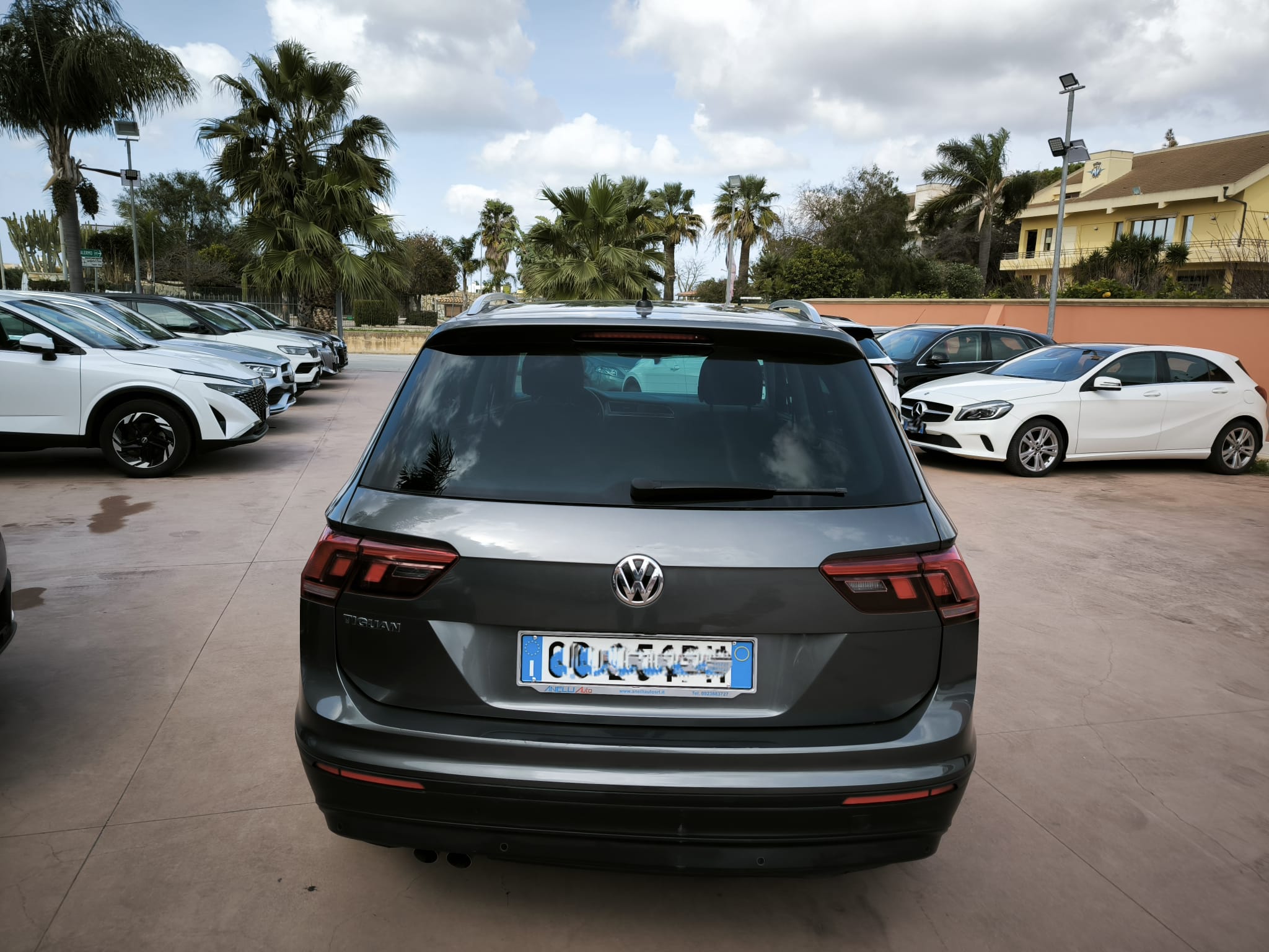 Volkswagen Tiguan 2.0 TDI SCR DSG Business BlueMotion Technology