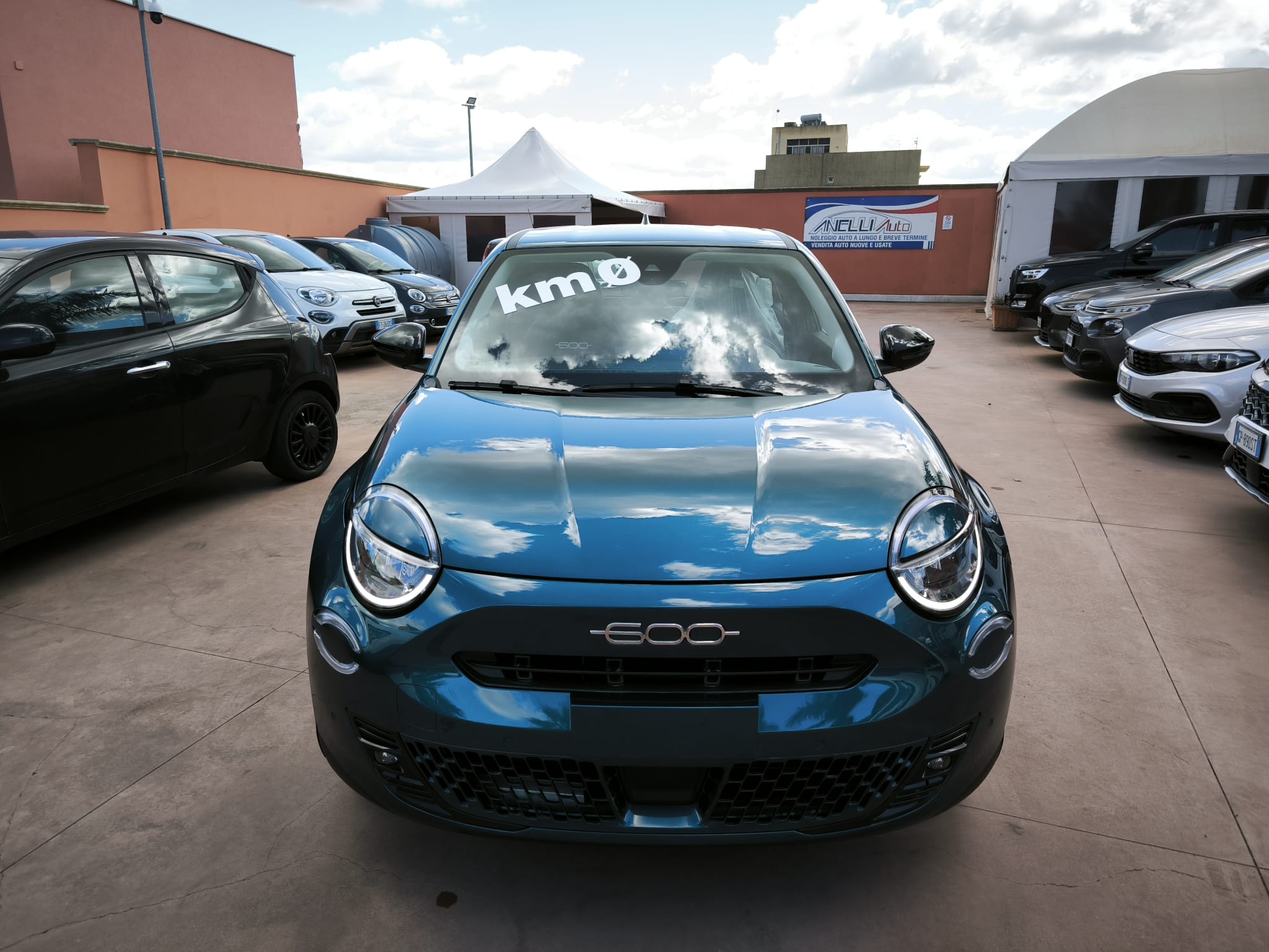 Fiat 600 Hybrid DCT MHEV Icon Plus