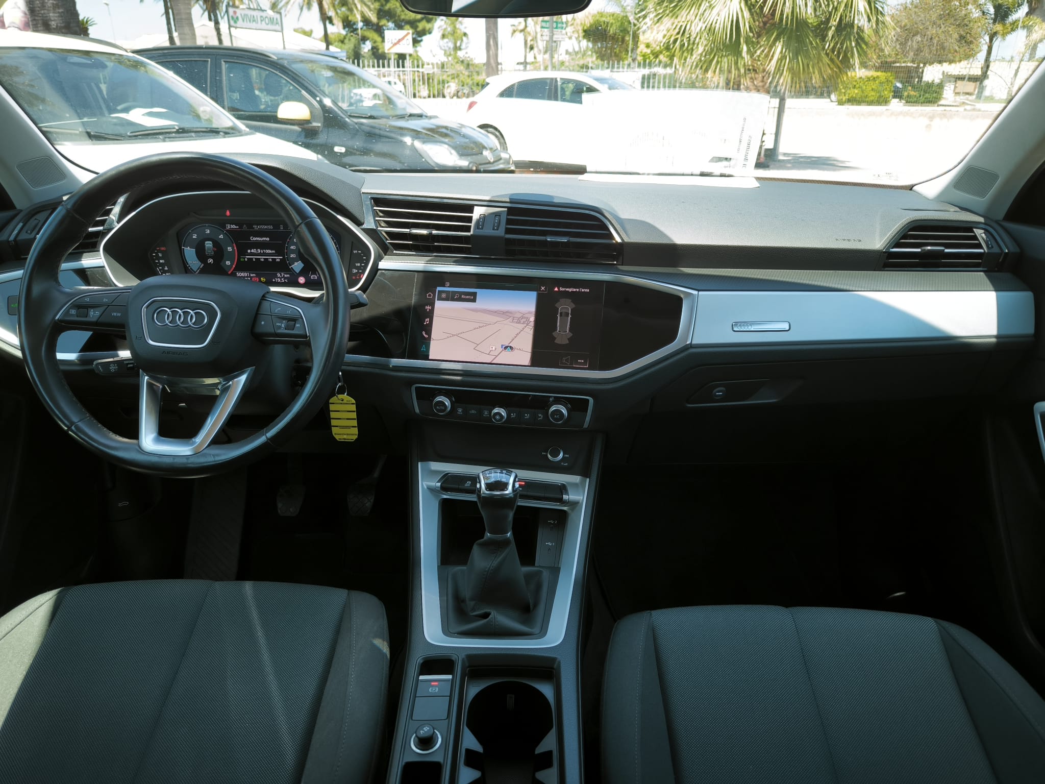 Audi Q3 35 TDI Business