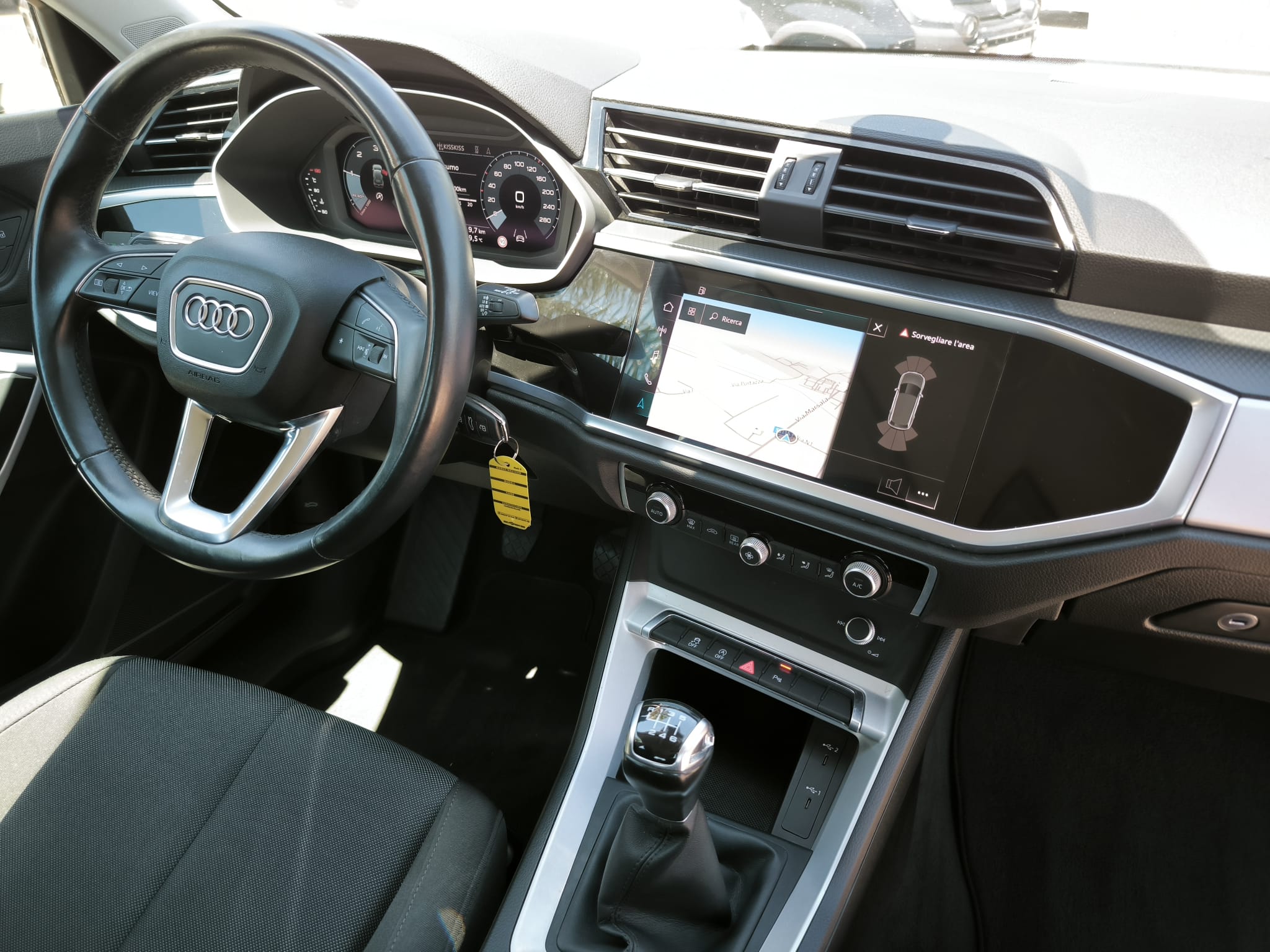 Audi Q3 35 TDI Business