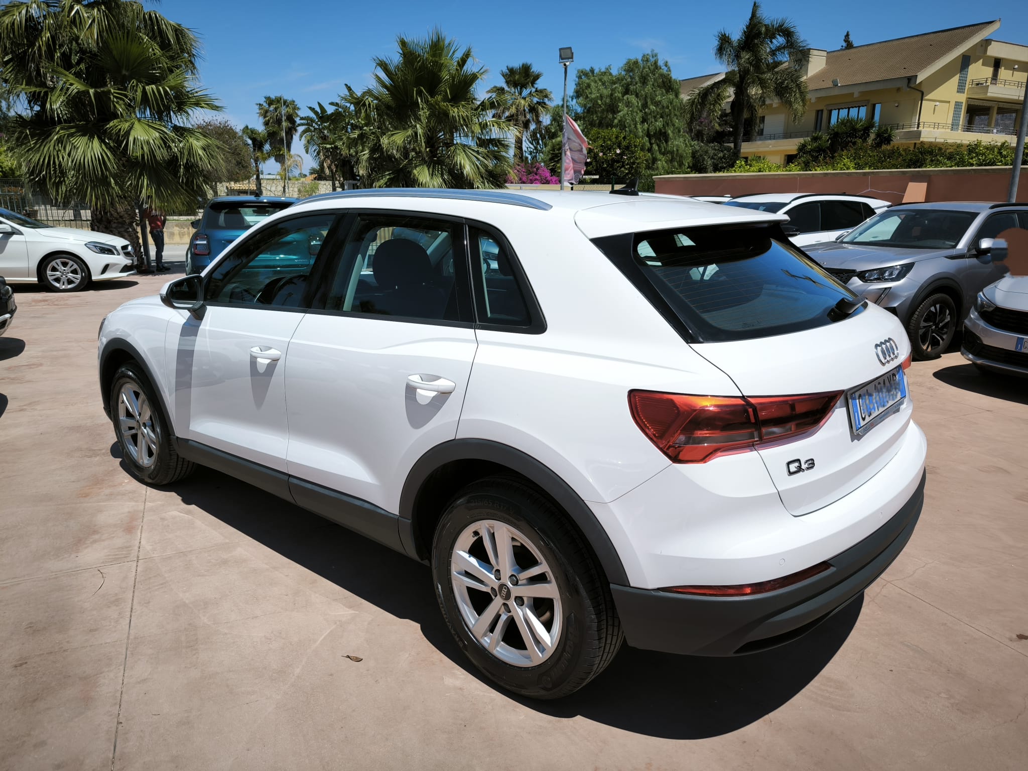 Audi Q3 35 TDI Business
