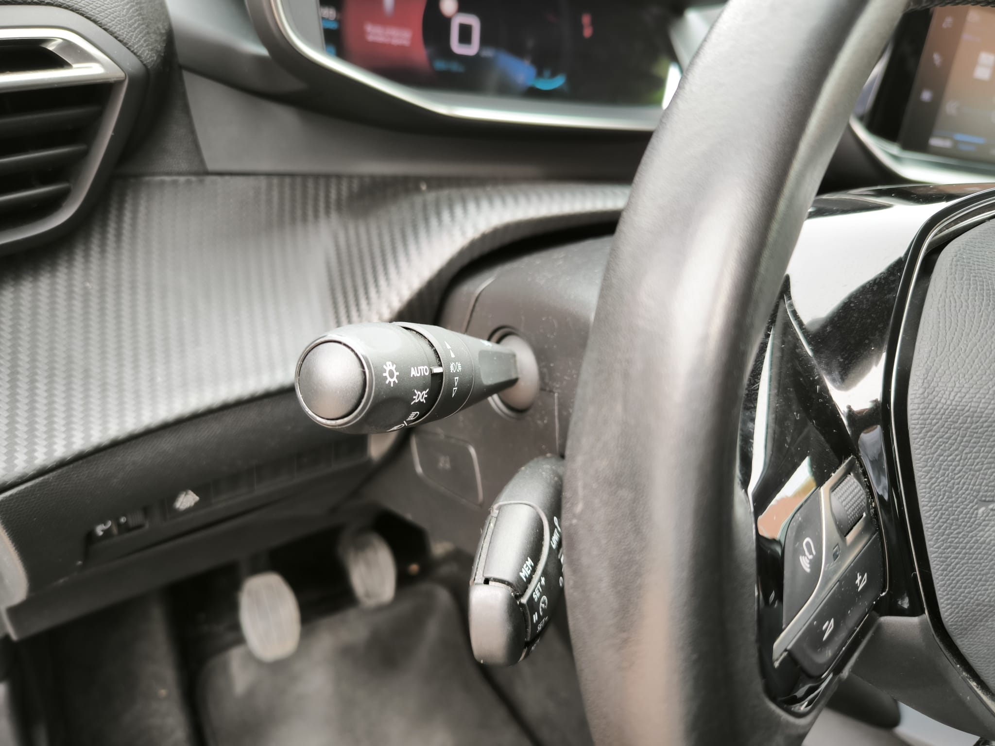 Peugeot 2008 PureTech Turbo 130 S&S Allure