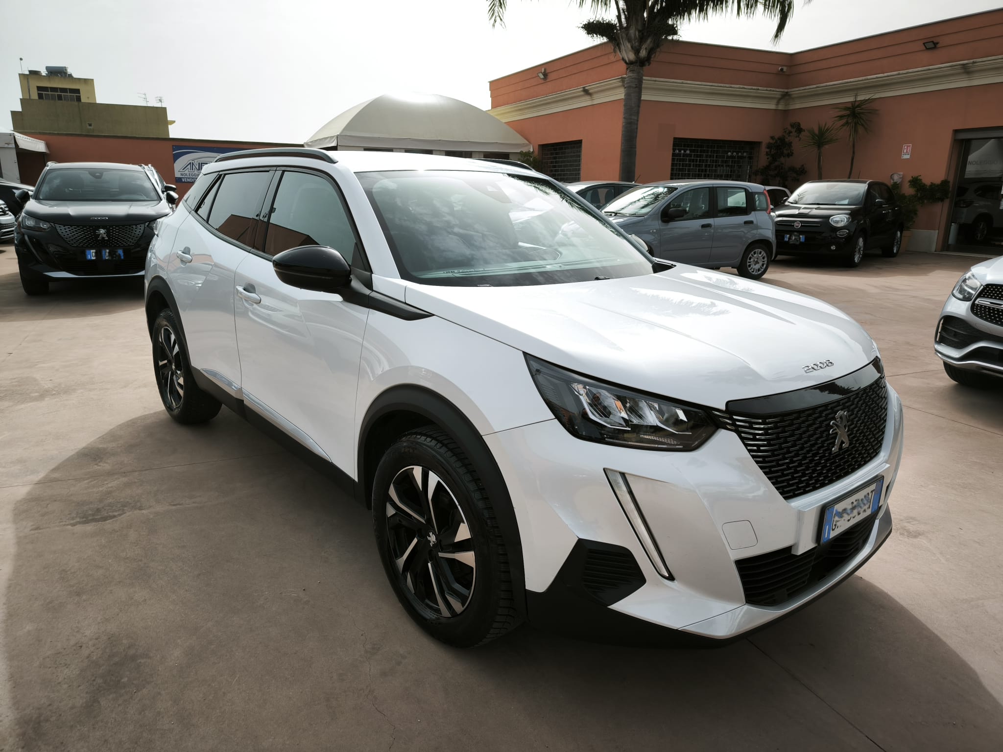 Peugeot 2008 PureTech 100 S&S Allure Pack