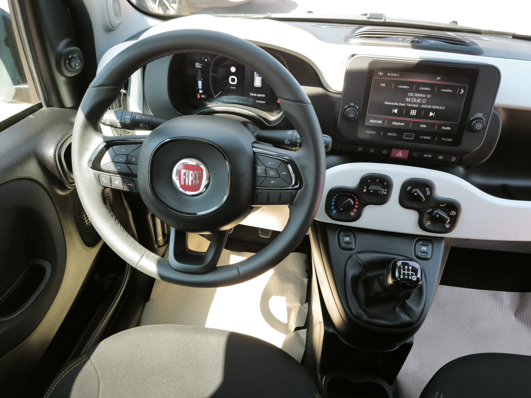 Fiat Panda 1.0 FireFly S&S Hybrid Pandina