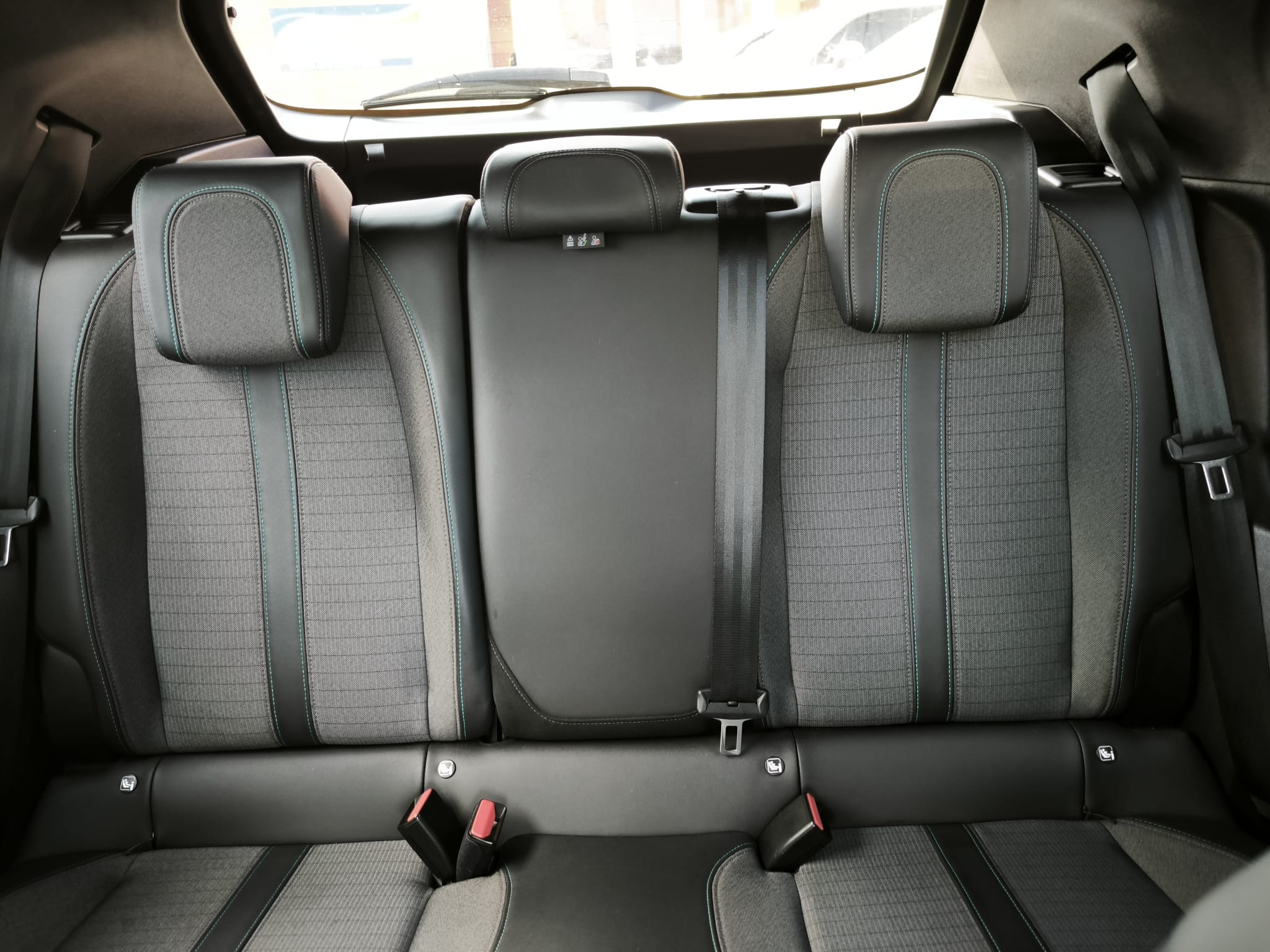 Peugeot 2008 PureTech 100 S&S Allure