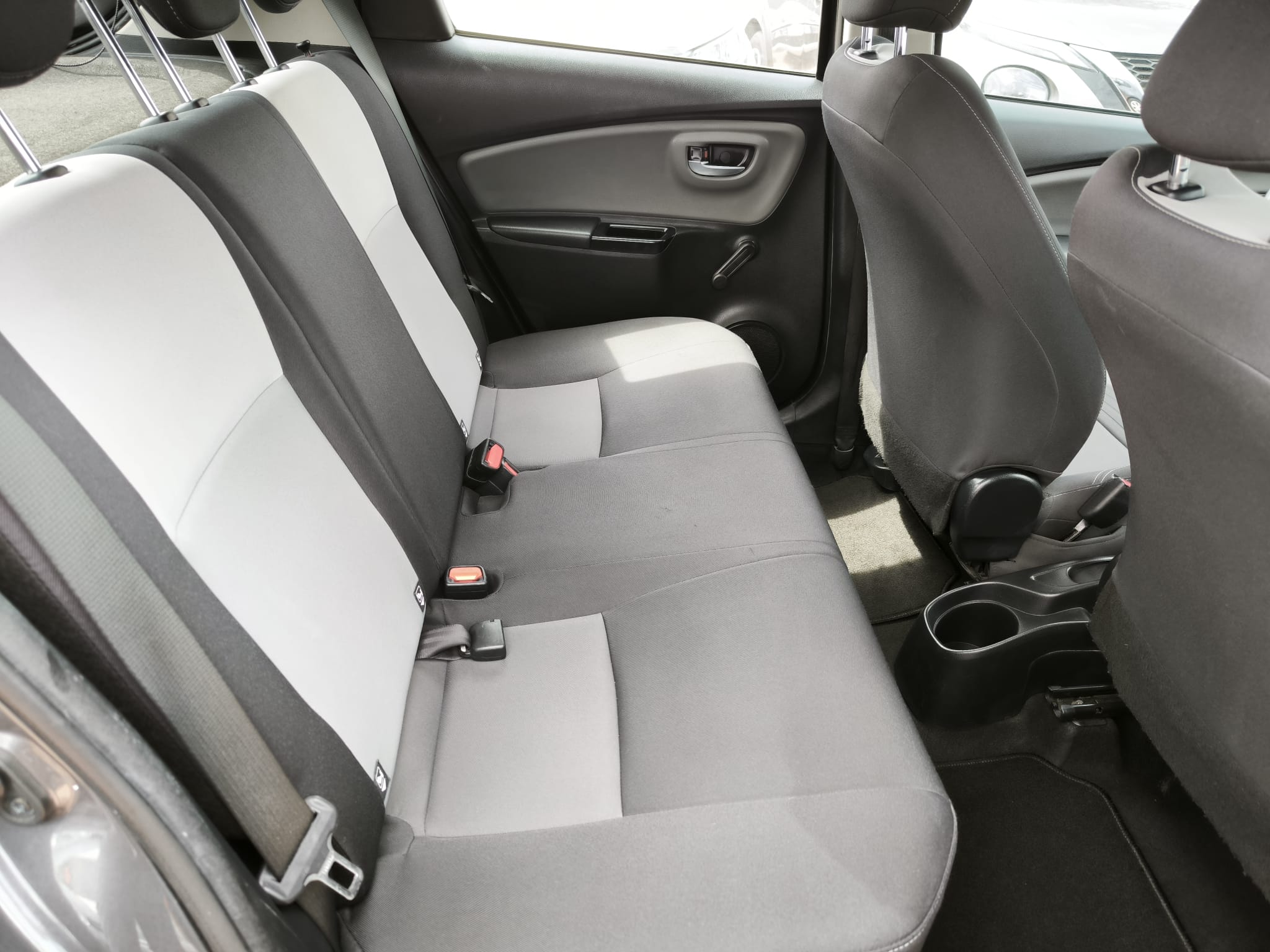 Toyota Yaris 1.5 Hybrid 5 porte Business