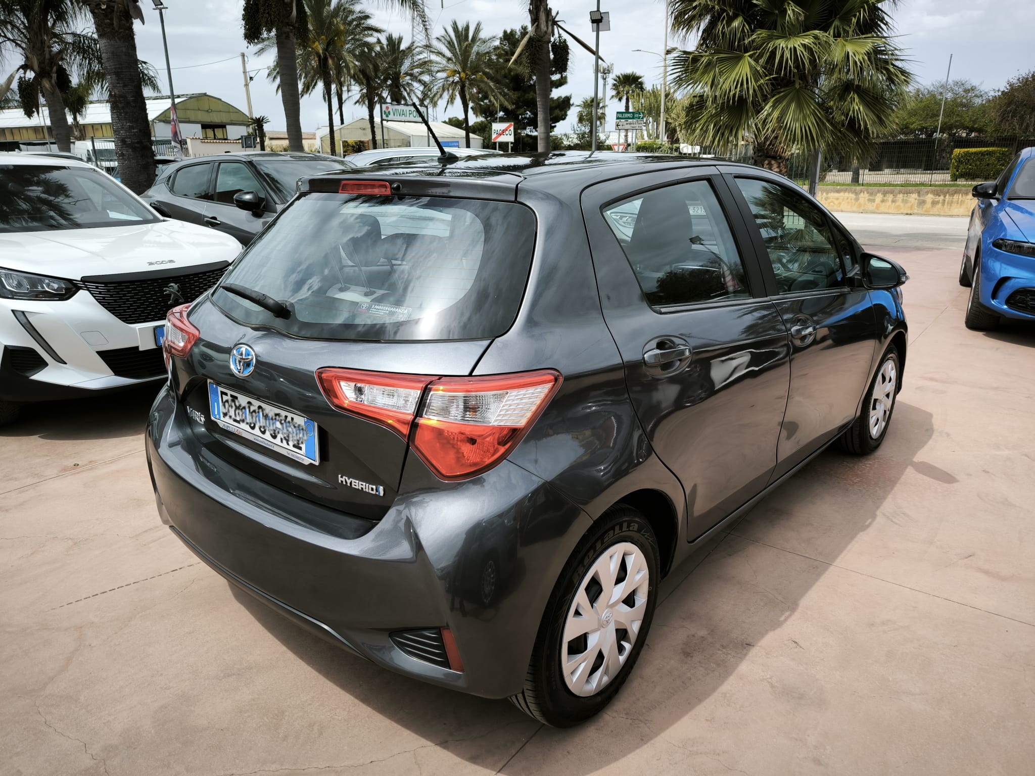 Toyota Yaris 1.5 Hybrid 5 porte Business