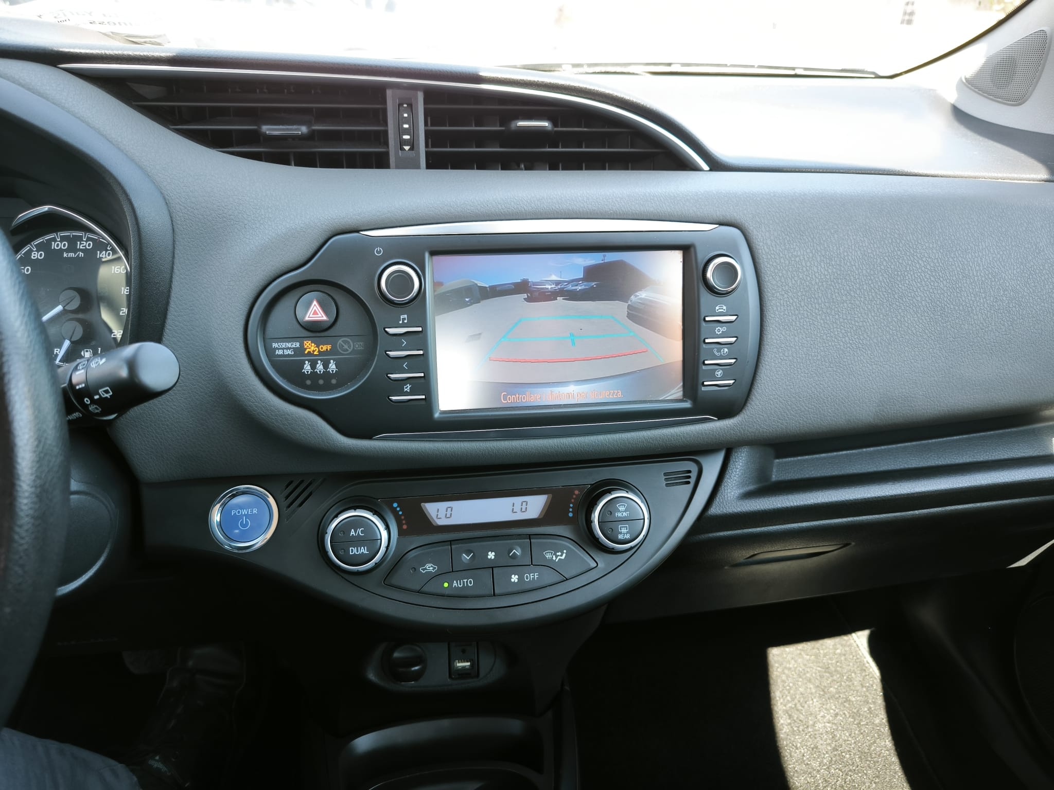 Toyota Yaris 1.5 Hybrid 5 porte Business