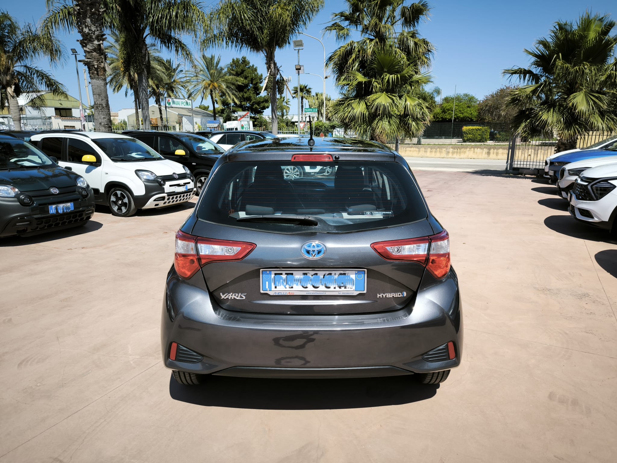 Toyota Yaris 1.5 Hybrid 5 porte Business