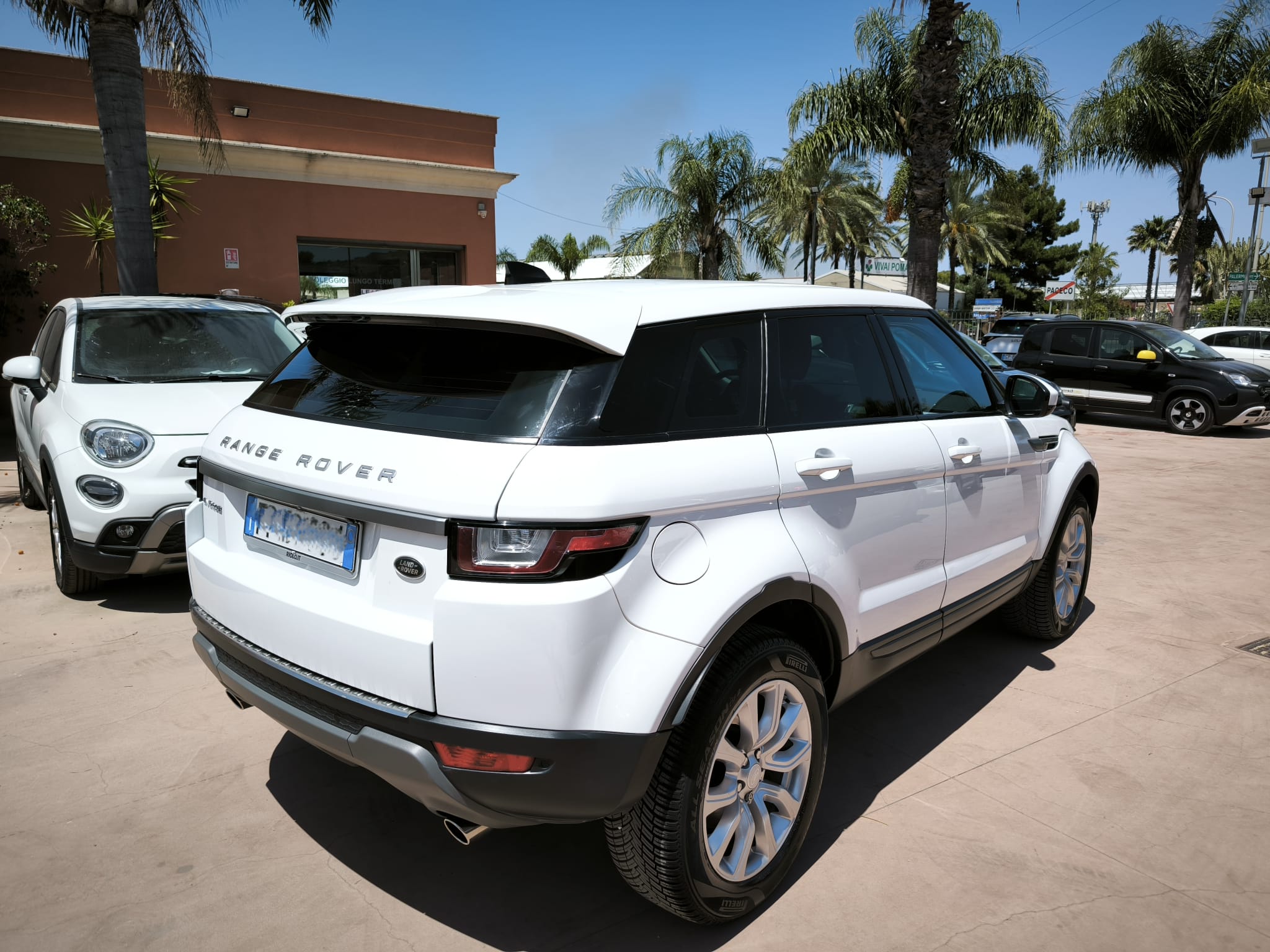 Land Rover Range Evoque 2.0 TD4 150 CV 5p. Pure