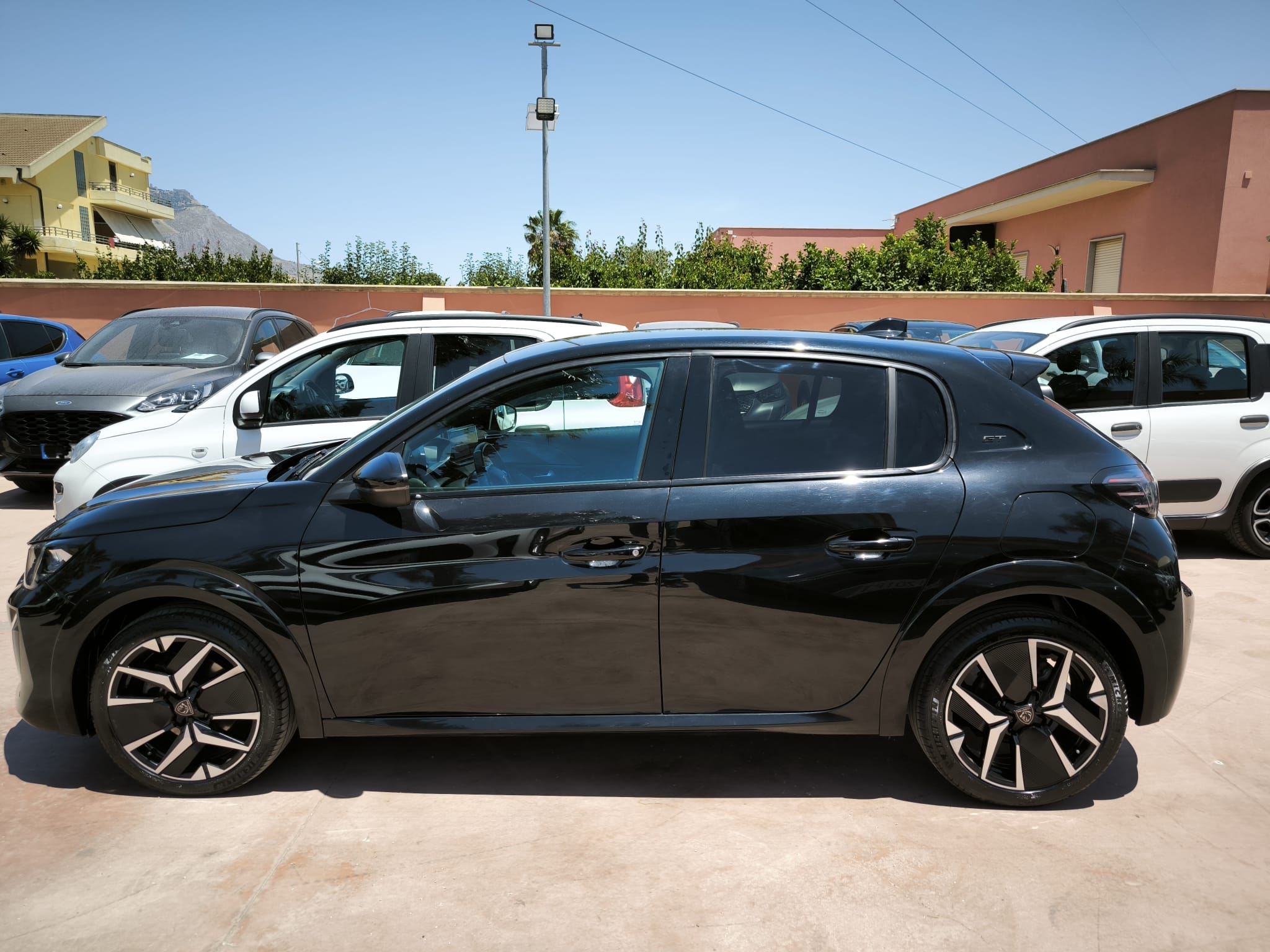 Peugeot 208 1.2 100cv Stop&Start 5 porte GT