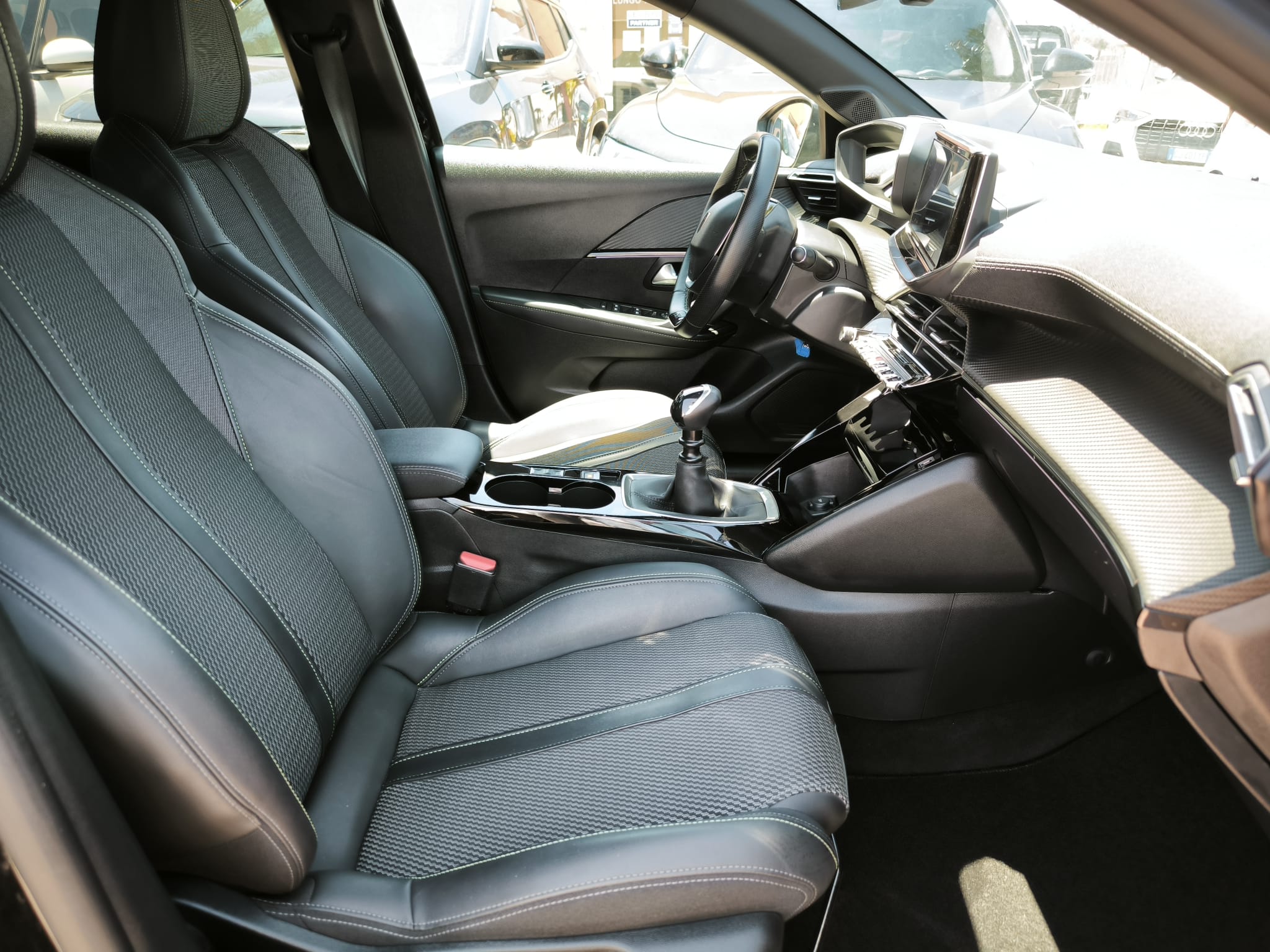 Peugeot 208 1.2 100cv Stop&Start 5 porte GT