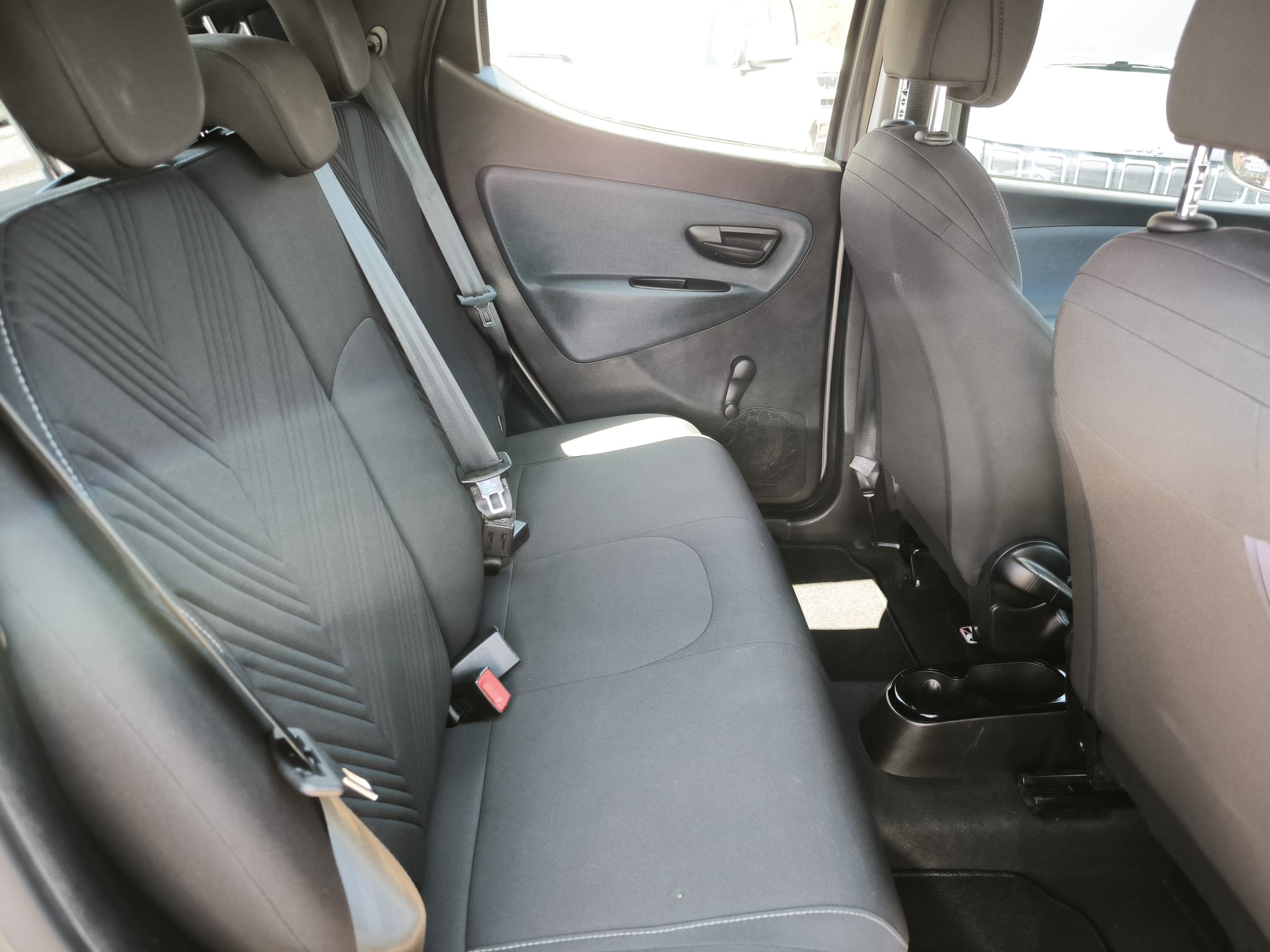 Lancia Ypsilon 1.0 FireFly 5 porte S&S Hybrid Gold