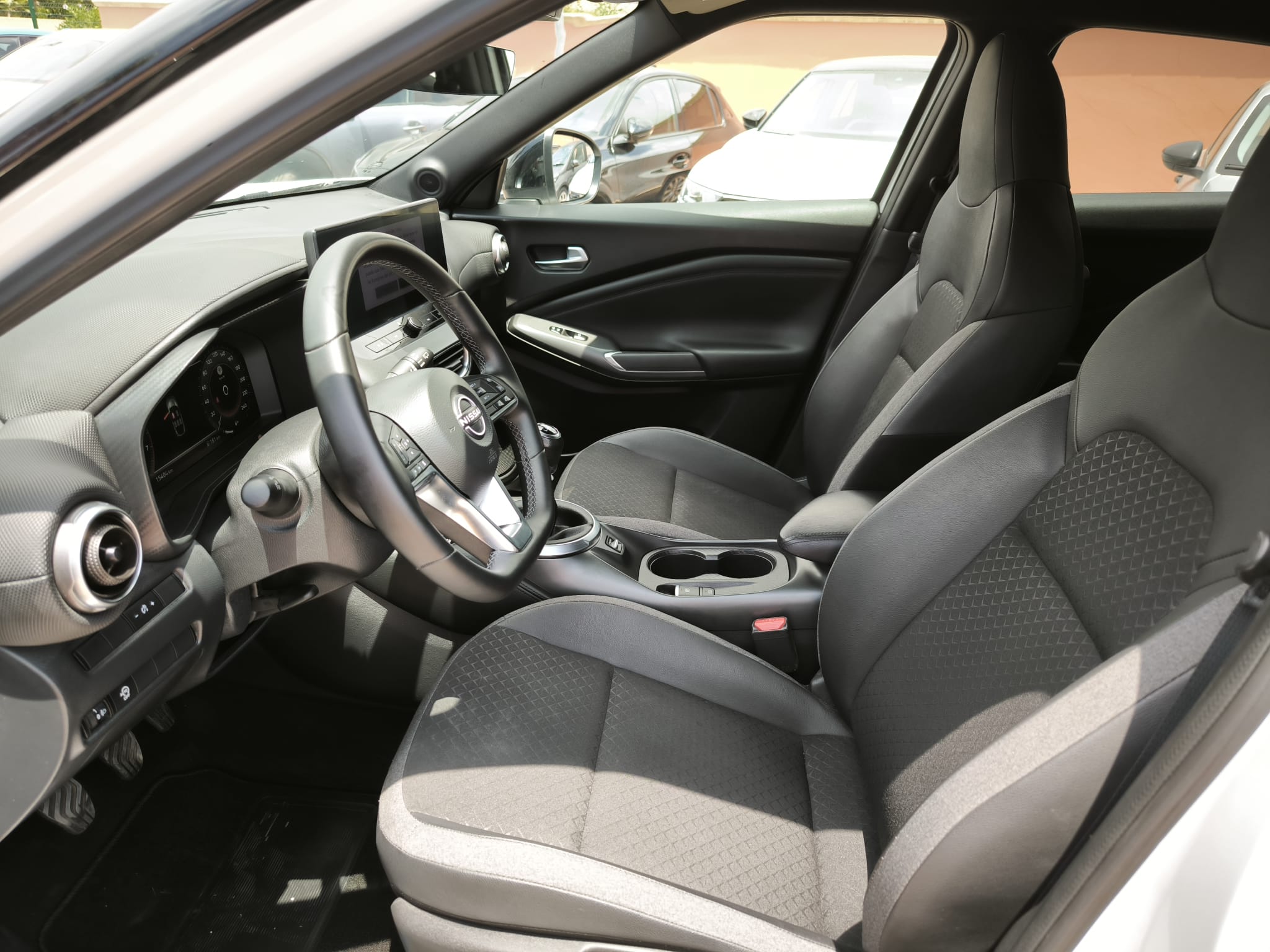 Nissan Juke 1.0 DIG-T 114 CV N-Connecta