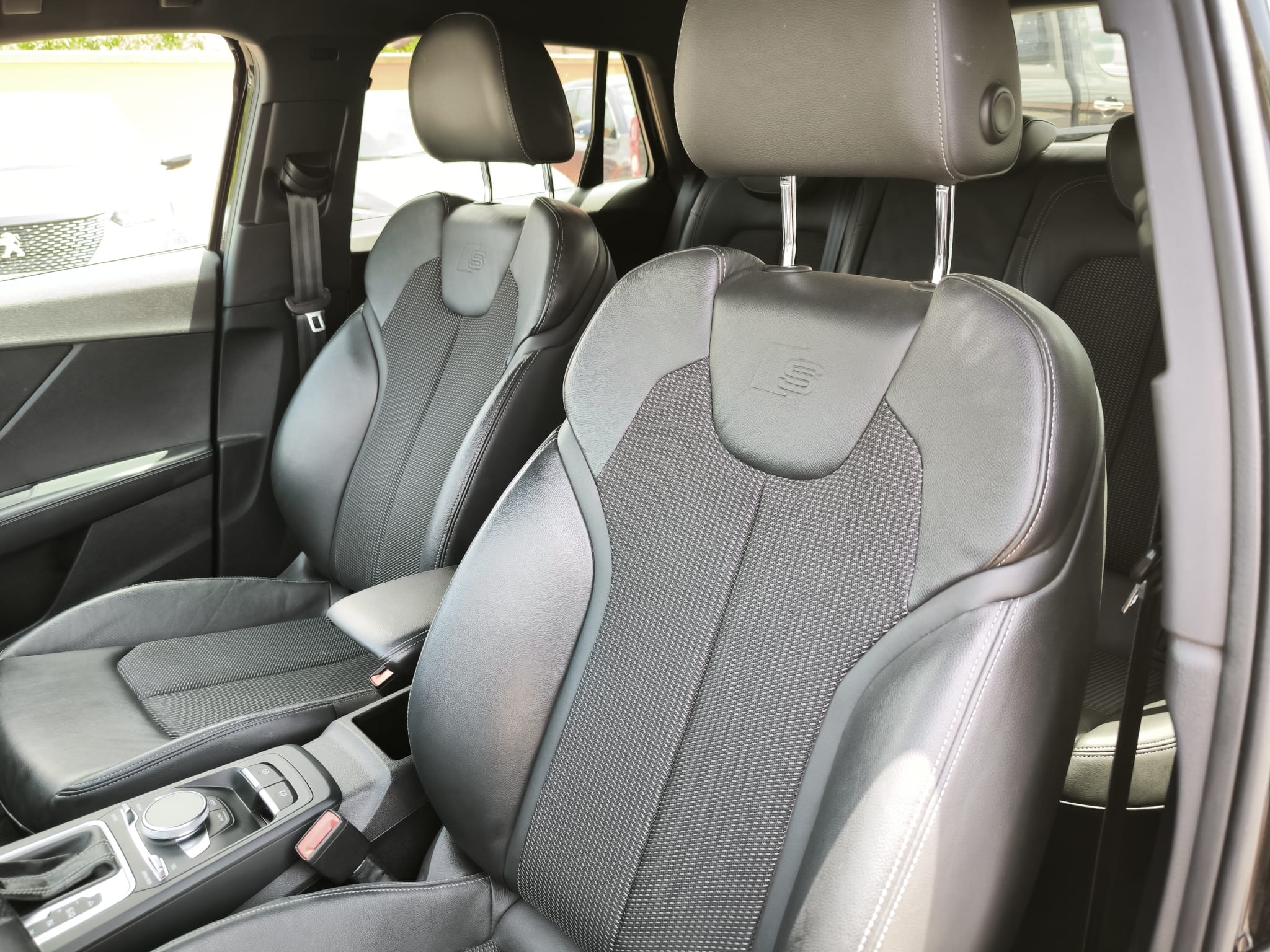 Audi  SQ2 TFSI Quattro S-tronic Sport Attitude
