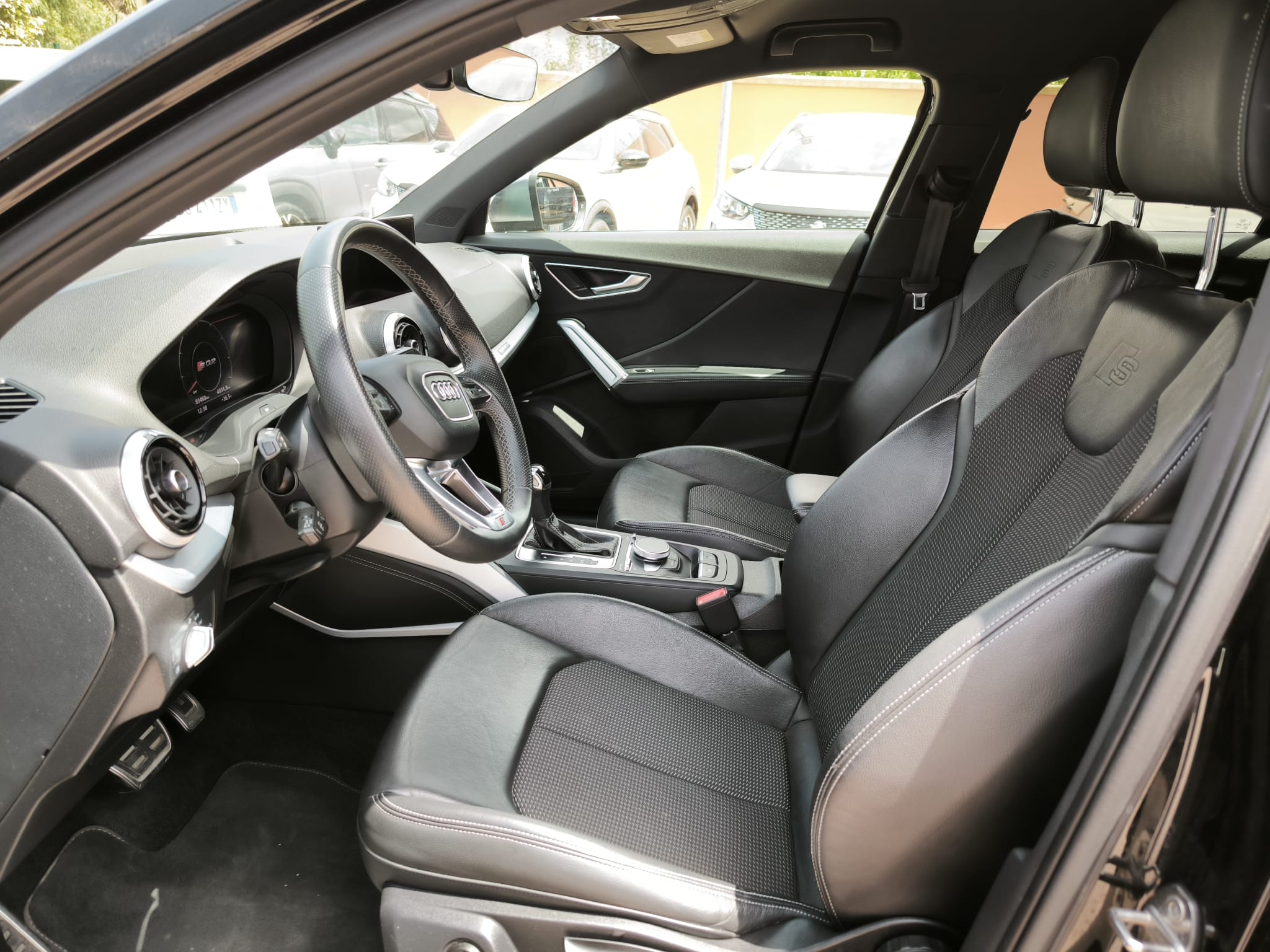 Audi  SQ2 TFSI Quattro S-tronic Sport Attitude