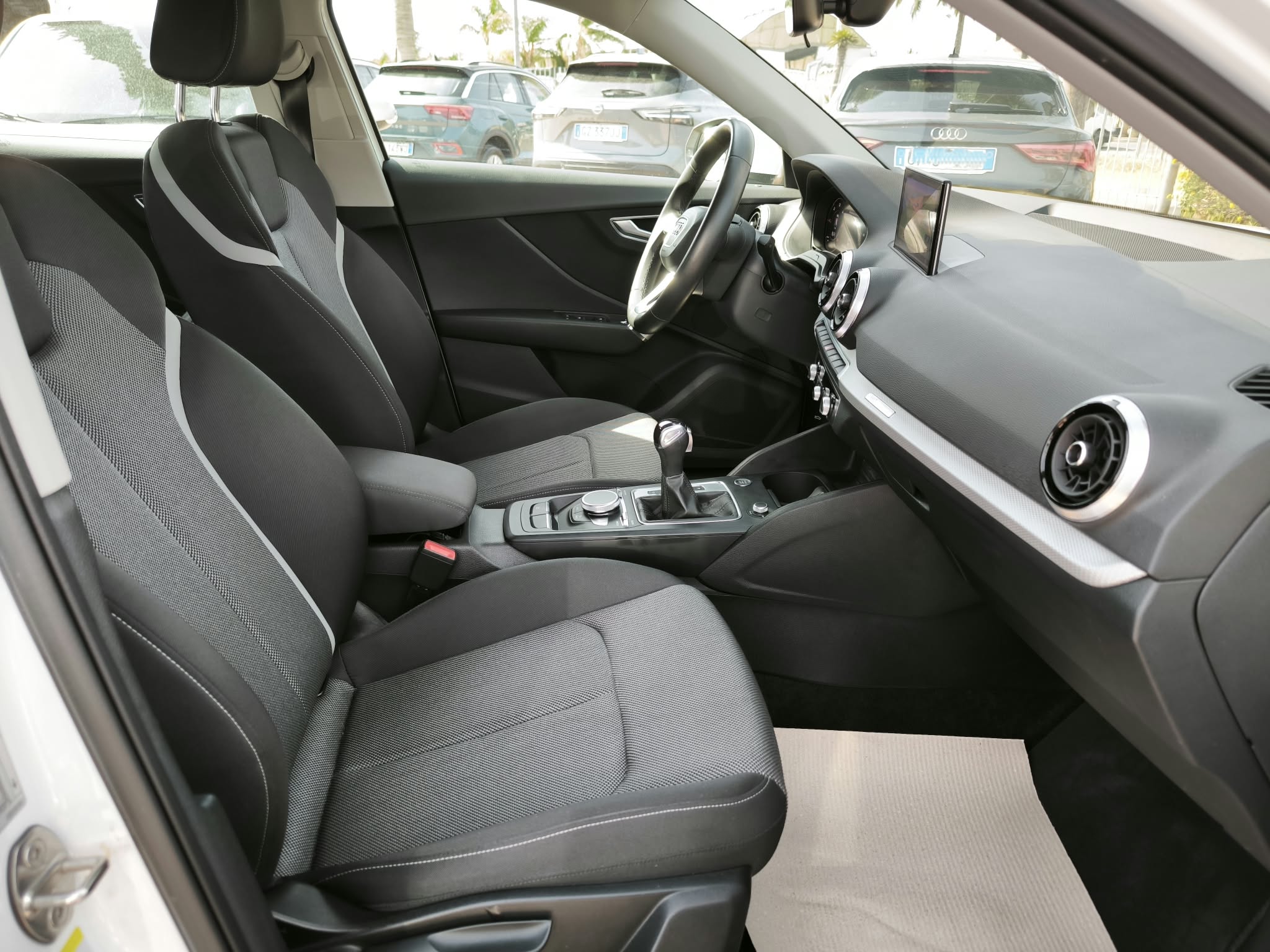 Audi Q2 30 TDI S tronic Business