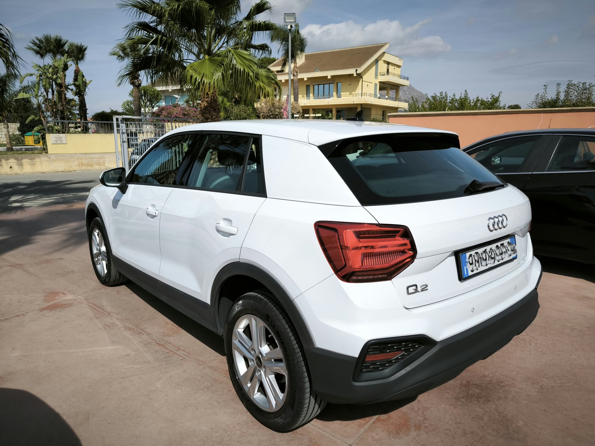 Audi Q2 30 TDI S tronic Business